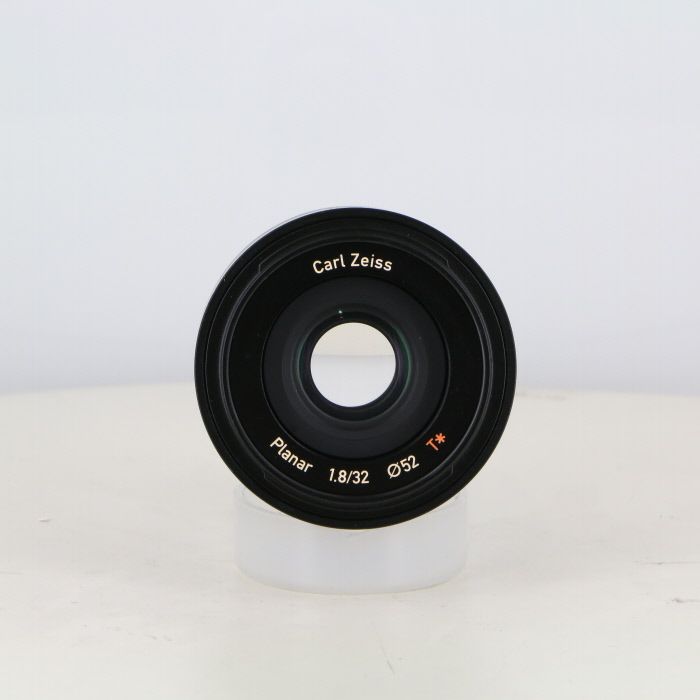 ツアイス ZEISS TOUIT 32|1.8 ソニーEマウント