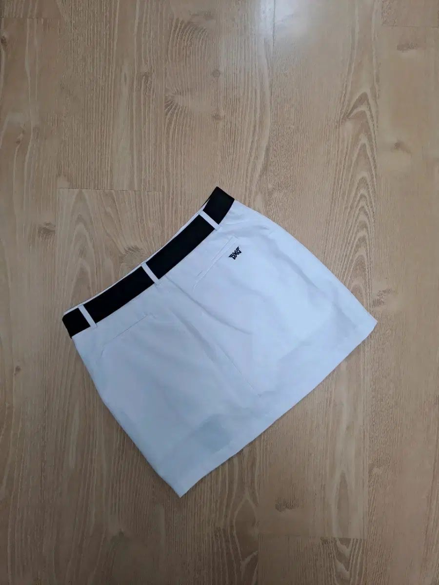 pxg ゴルフ ウェア レディース スカート （ホワイト）Lサイズ