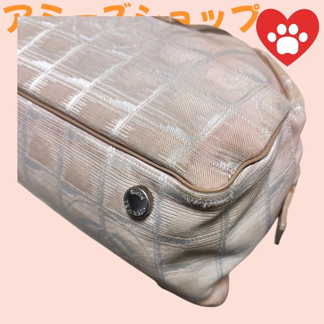 シャネルニュートラベルハンドバック