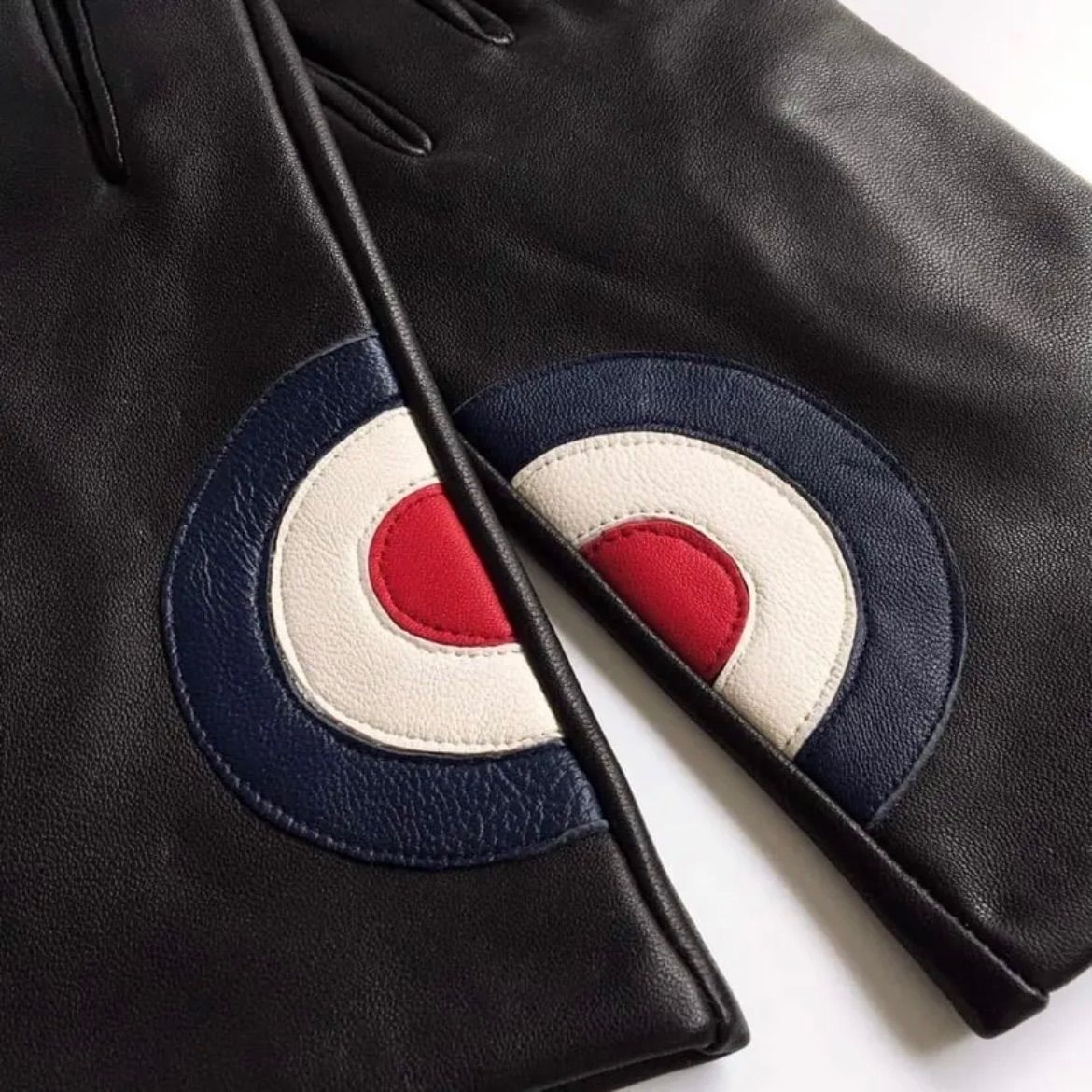 メンズ FREDERICK SHEPPARD MODターゲット レザーグローブ〈ブラック