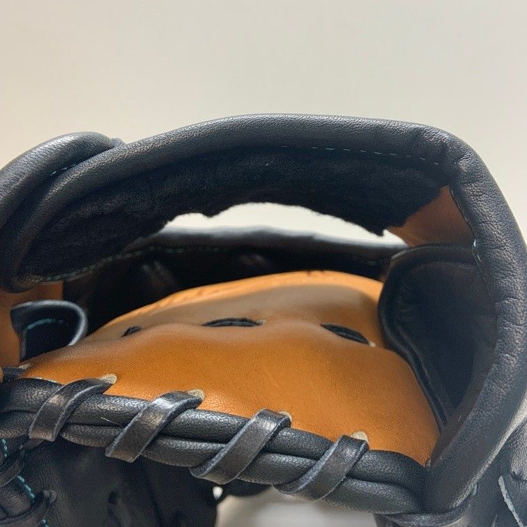 中古品 ウィルソン Wilson staff DUAL 硬式 内野手用グローブ