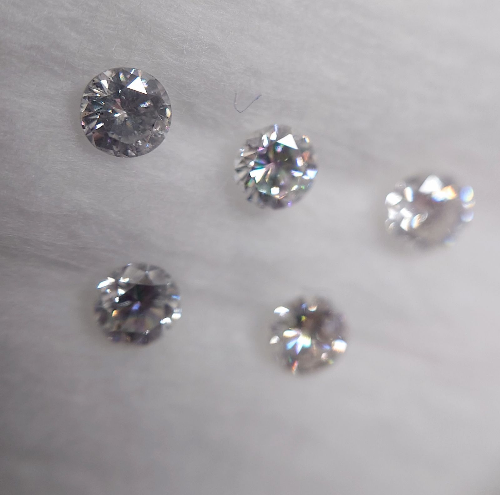 天然ダイヤモンド ルース 3.0mm 0.56ct 5ピースセット