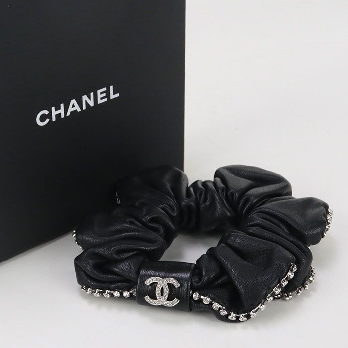 CHANEL シャネル シュシュ シュシュ レザー/ラインストーン