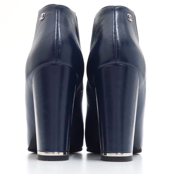 CHANEL　シャネル　マーク入りサイドゴアショートブーツ CHANEL シャネル サイドゴア ショートブーツ 黒 ブラック ココ