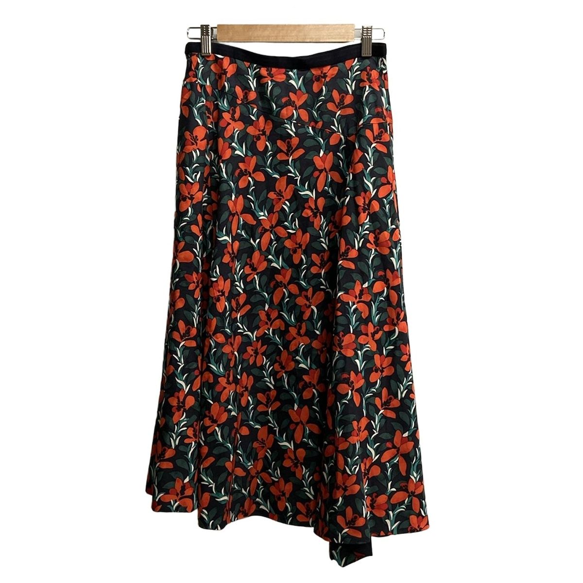 Drawer ドゥロワー ロングスカート サイズ36 S レディース - ダークネイビー×レッド×マルチ 花柄