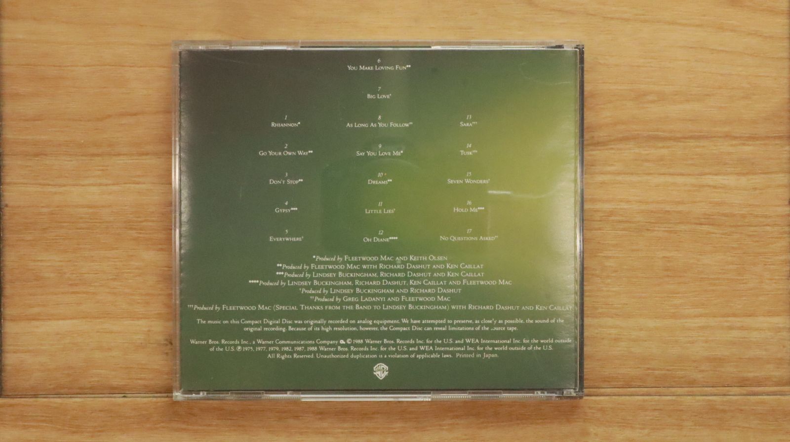 『ＦＬＥＥＴＷＯＯＤ・ＭＡＣ／２５ＹＥＡＲＳーＴＨＥ…』〈４枚組〉日本盤【中古品 Amazon.co.jp: 25 Years - The Chain: ミュージック