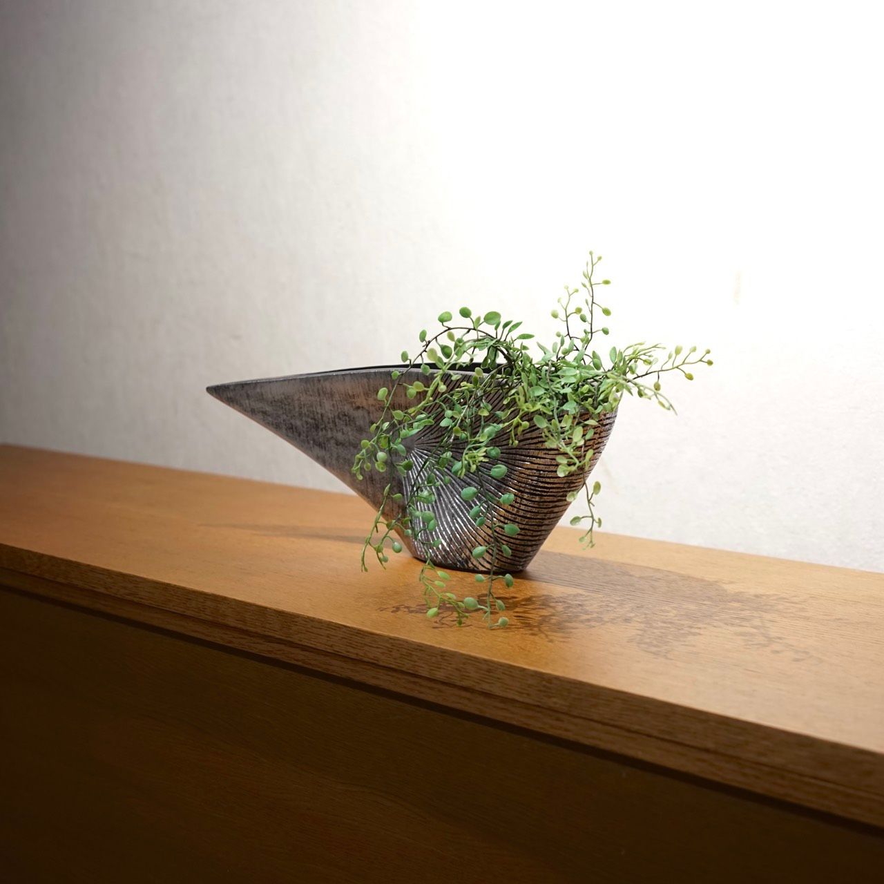 高い素材。【専門店限定】 Bello select 輸入品 フラワーベース 花瓶 花器 オブジェ インテリア 雑貨 小物 置物 モダン ホテルライク ラグジュアリー