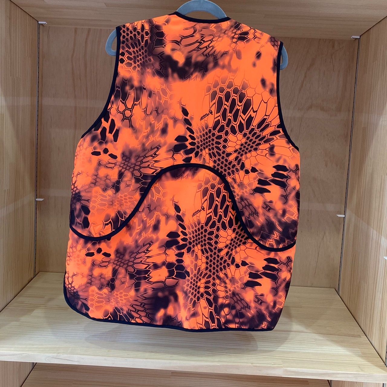 未使用 田上商店 タガミ 狩猟用ベスト ハンティングベスト サイズ L 狩猟 タガミハンティングベスト