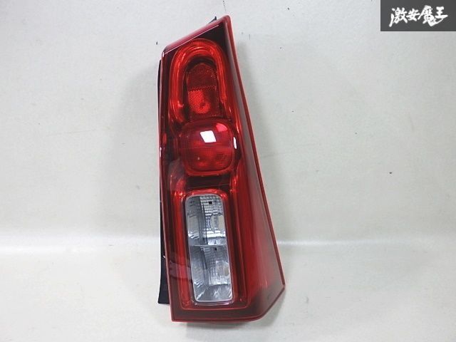 ダイハツ　タント　LA650S REIZ LEDテールライト　左右　中古 REIZ LA650S LA660S タントカスタム オール LED テールランプ 左右