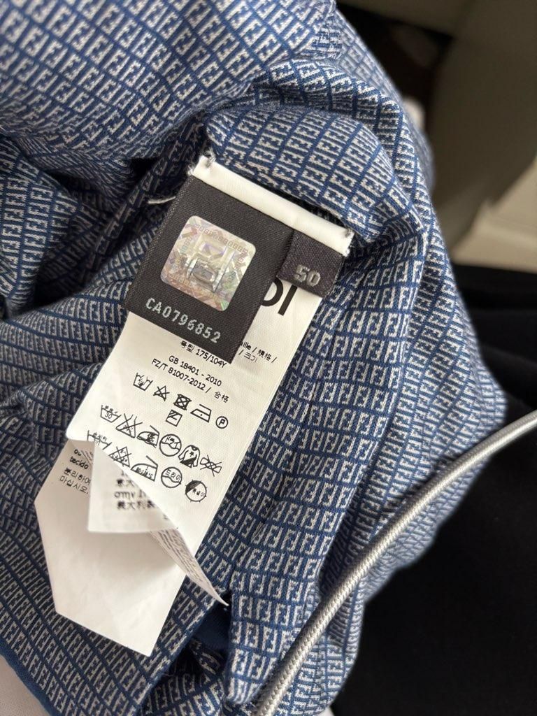 FENDI 正規品　長袖　ポロシャツ　ズッカ柄　サイズ50　リバーシブル FENDI 正規品 長袖 ポロシャツ ズッカ柄 サイズ50 リバーシブル