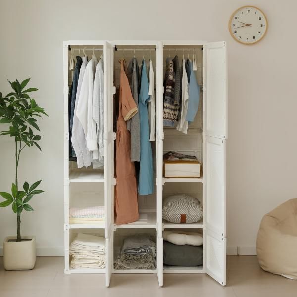 収納ラック 扉付き