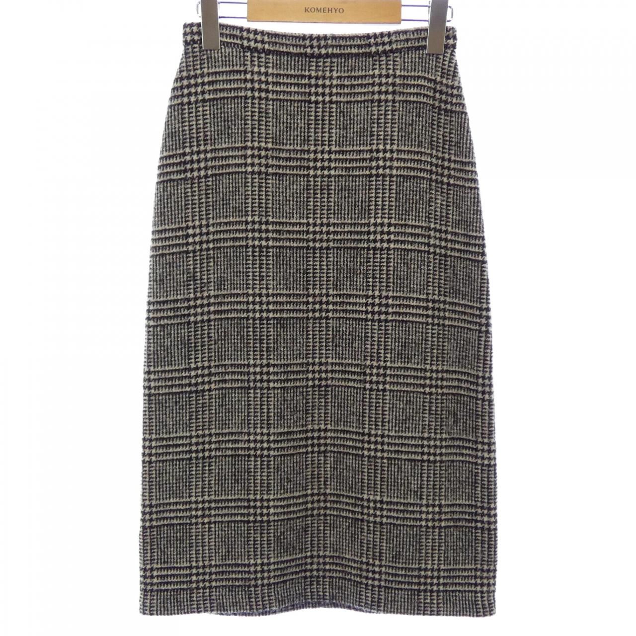 エルマンノシュエルビーノ ERMANNO SCERVINO EB9817100 スカート