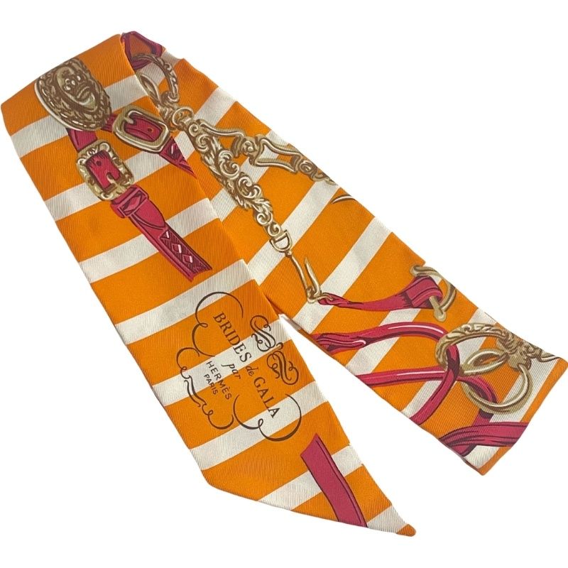 エルメス スカーフ ツイリー シルク オレンジ未使用 中古 エルメス HERMES スカーフ ツイリー シルク オレンジキュイ×ルージュ