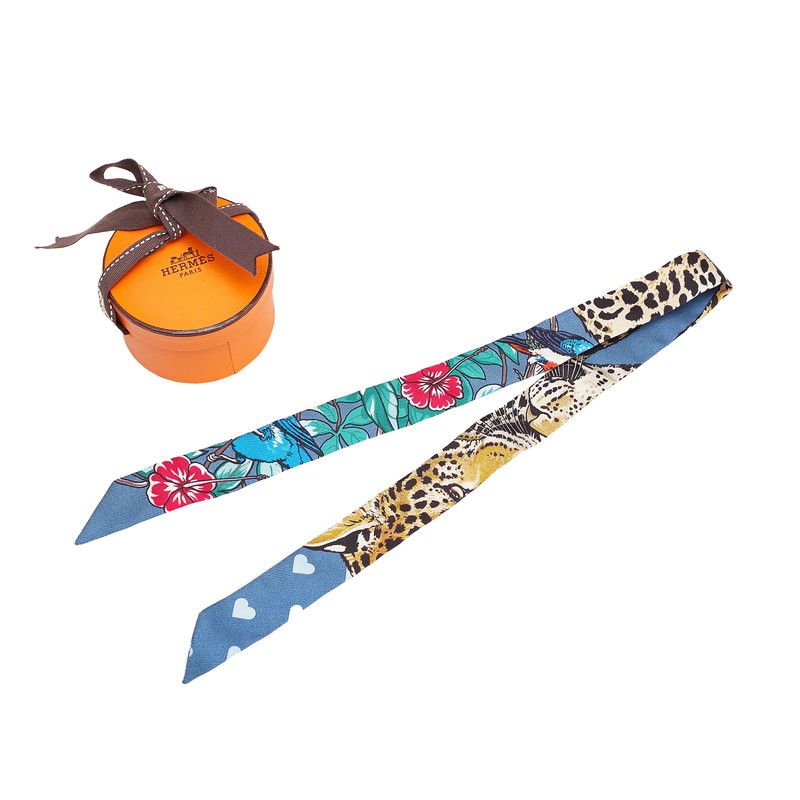 エルメス　ツイリー　ジャングルラブラブ　ピンク　ハート エルメスツイリージャングルラブラブピンク エルメス ツイリー