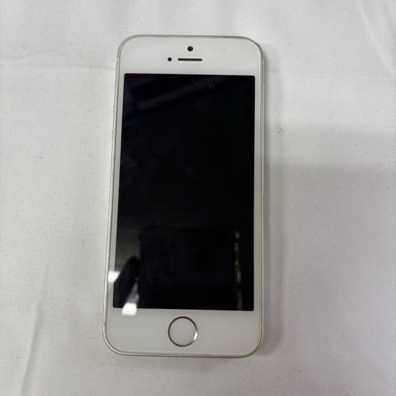 Apple iPhone SE シルバー 本体　ジャンク品 Apple iPhone SE 第一世代 シルバー simフリー ジャンク 68 - メルカリ