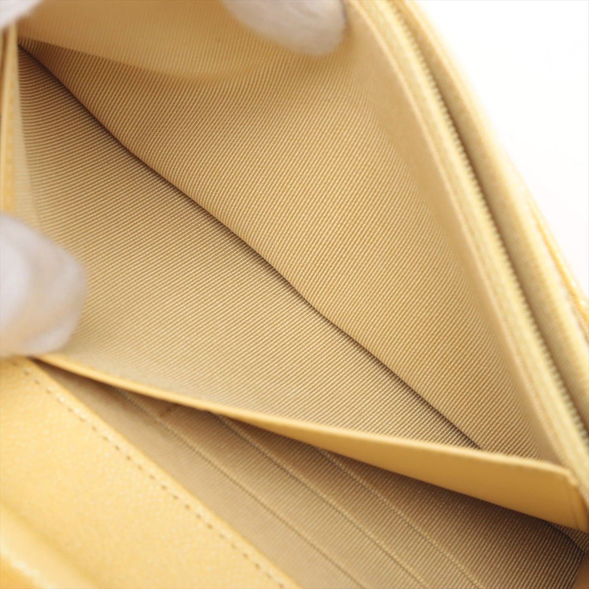 シャネル マトラッセ キャビアスキン チェーンウォレット イエロー