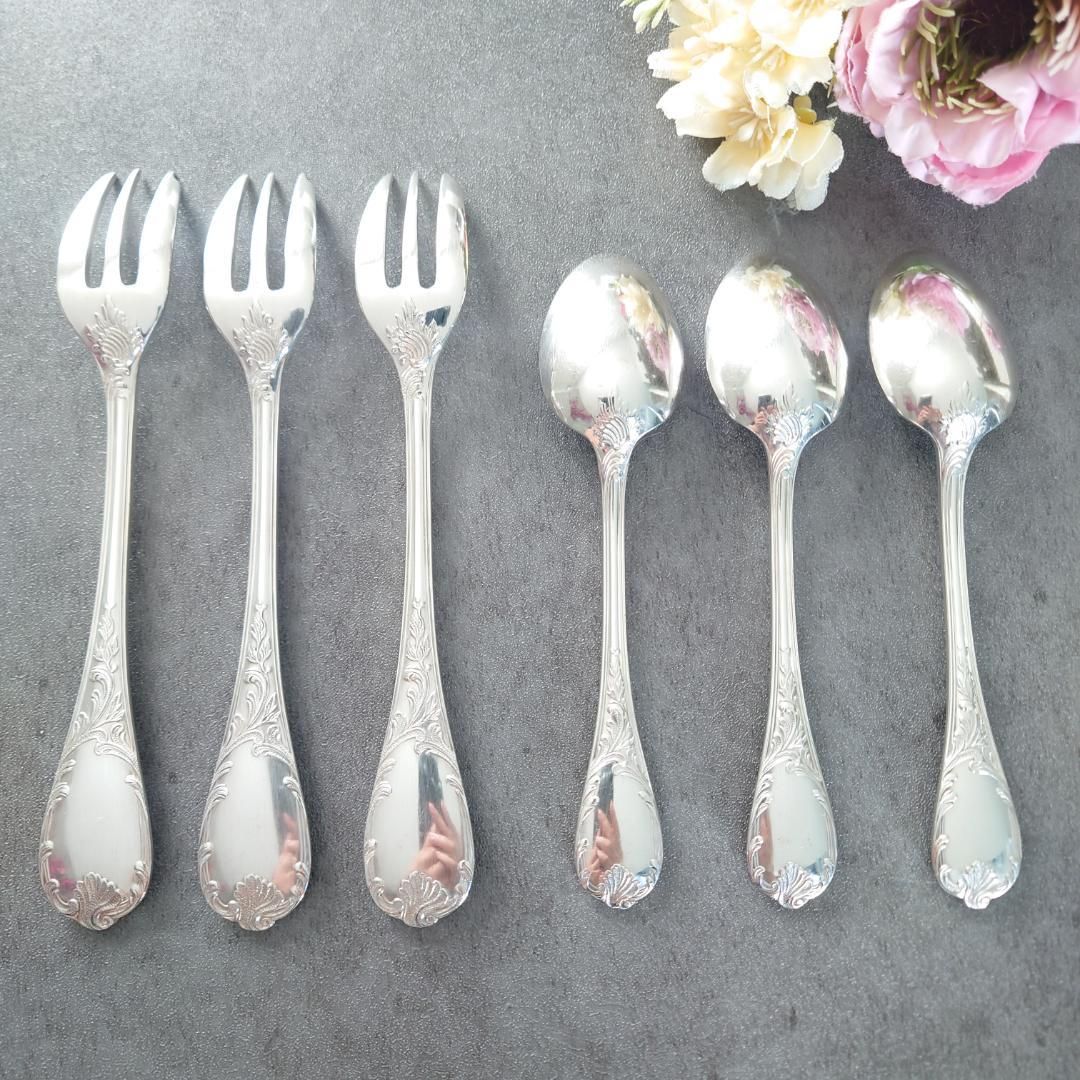 ケーキフォーク