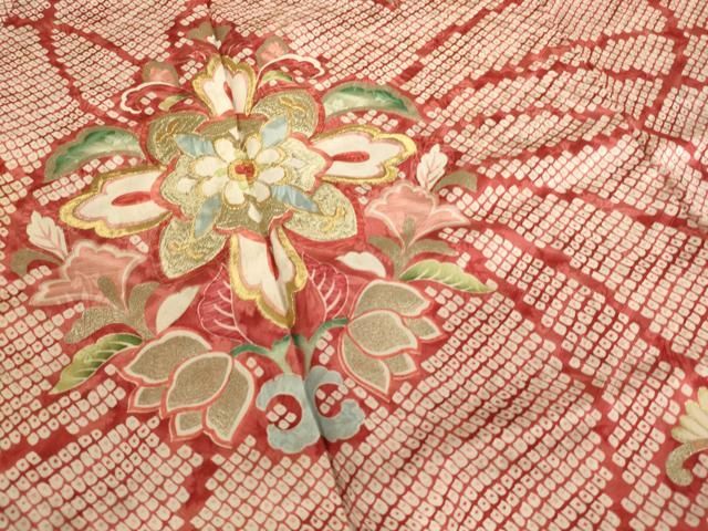 色打掛 作家物 瑠花紅型文様 豪華 刺繍 光沢 楽天市場】開花シリーズ 菱形に花と兜御所船文様 全6色 110cm幅