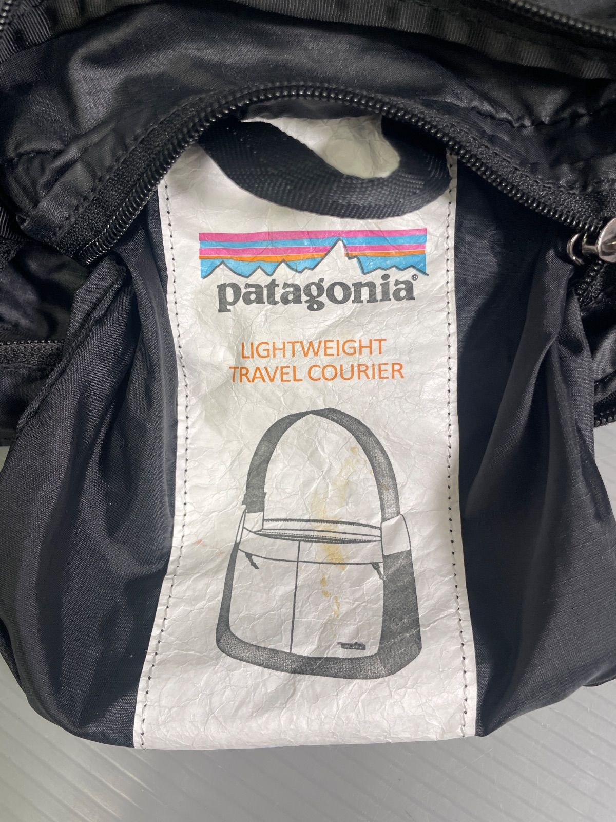 値下げ中　パタゴニア　ライトウエイト　トラベル　クーリエ　ブラック　2016年 旅先にはPatagoniaのライト・ウェイト・トラベル・クーリエが