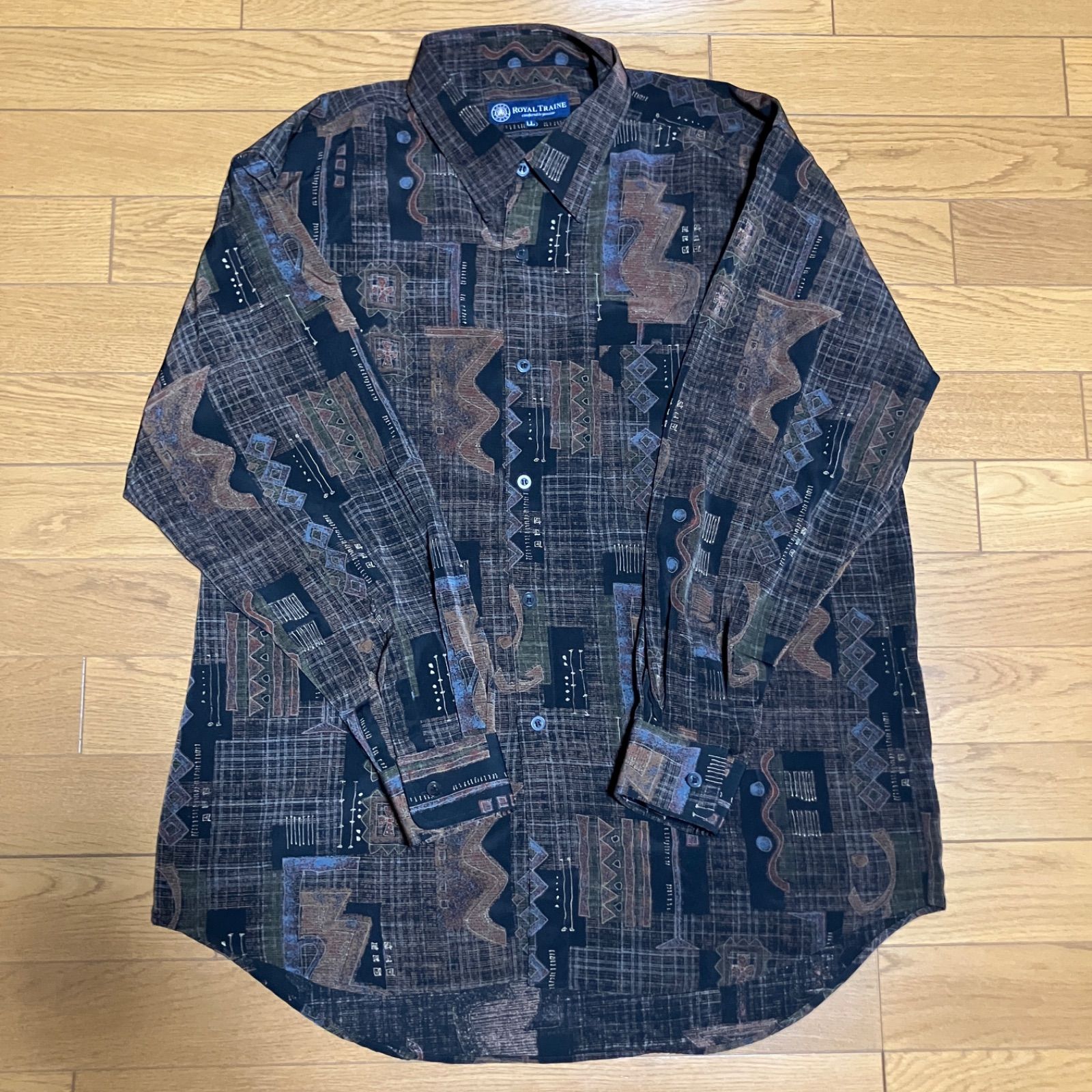 【シルク100%】総柄 レトロ古着 サイズL〜LLぐらい 長袖シャツ メンズ 昭和レトロ 長袖シャツ 総柄シャツ LLサイズ CENTRE VILLE アート柄