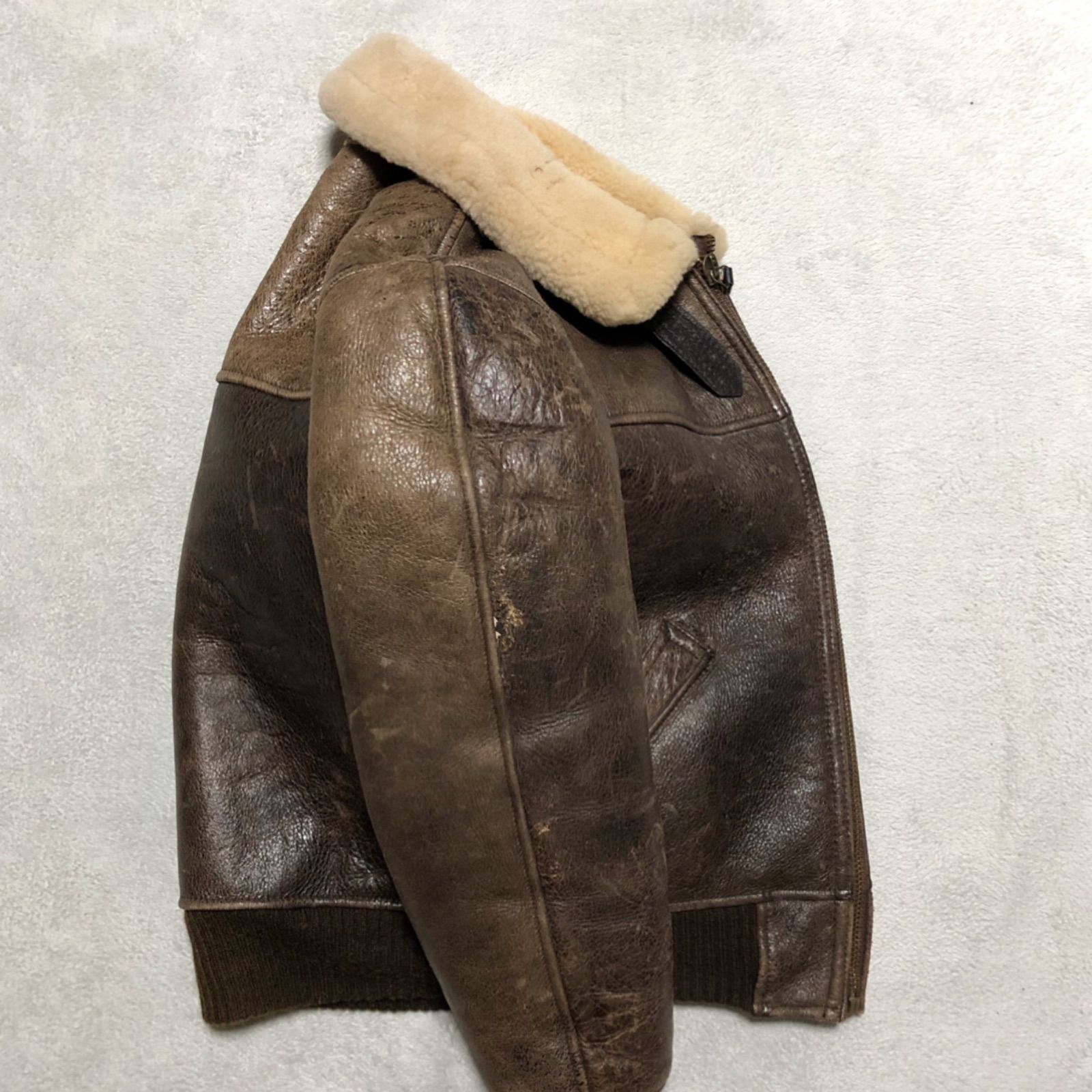 AVIREX USA製 B-6 フライトジャケット チンストラップ ムートン ボア