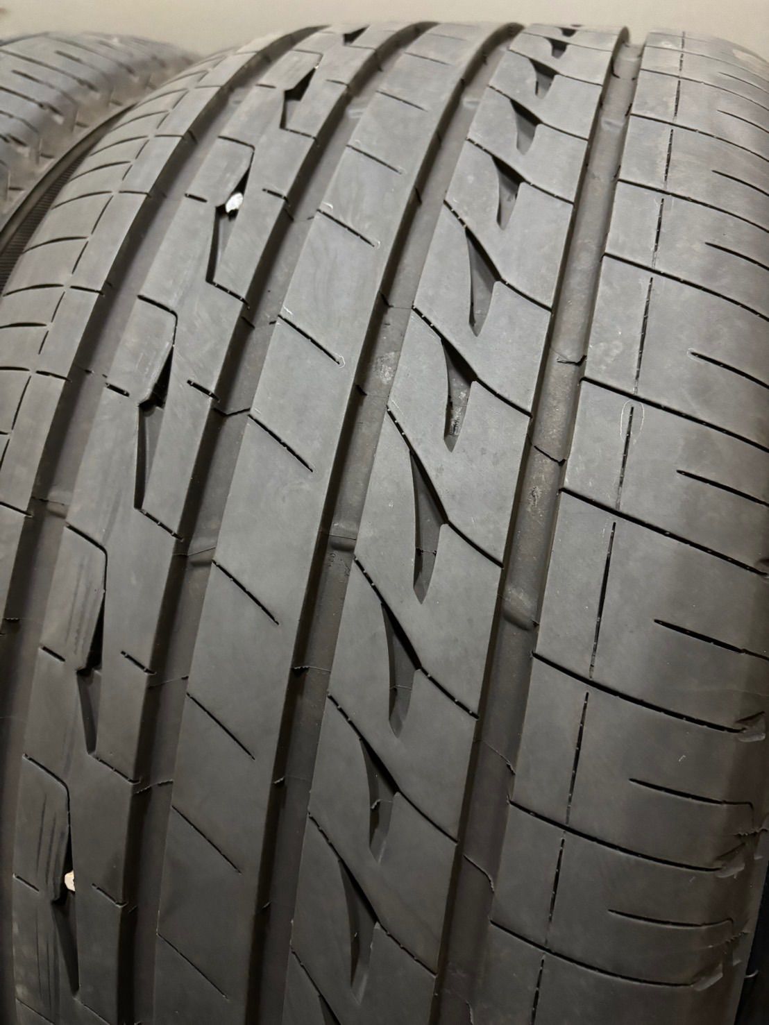 夏タイヤ サマータイヤ