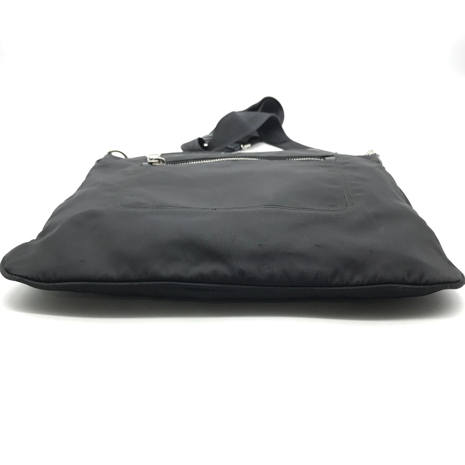 良品 PRADA プラダ テスート ナイロン ロゴプレート フロントファスナー ショルダー バッグ ブラック a2898 PRADA - 良品 PRADA プラダ テスート ナイロン ロゴプレート フロント