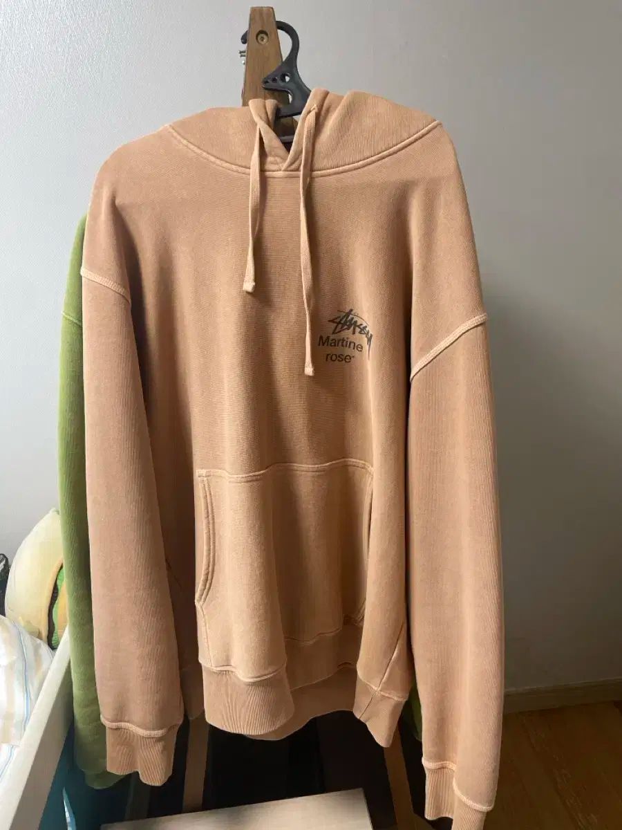 【雷市場（ポンジャン）商品韓国直送】 STUSSY(ステューシー) Martine rose(マーティン・ローズ) コラージュ PIGMENT(ピグメント) ダイド フード付きTシャツ L 出品