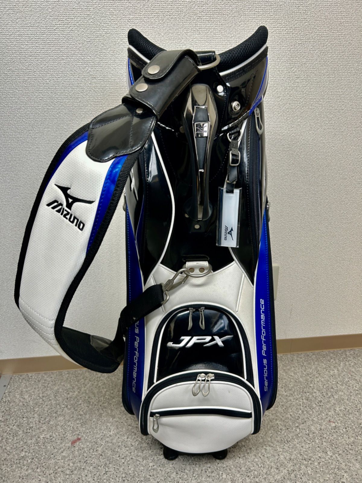 JPX キャディバッグ ブラック/ホワイト MIZUNO キャディバッグ JPX ホワイト/ブラック/ブルー - メルカリ
