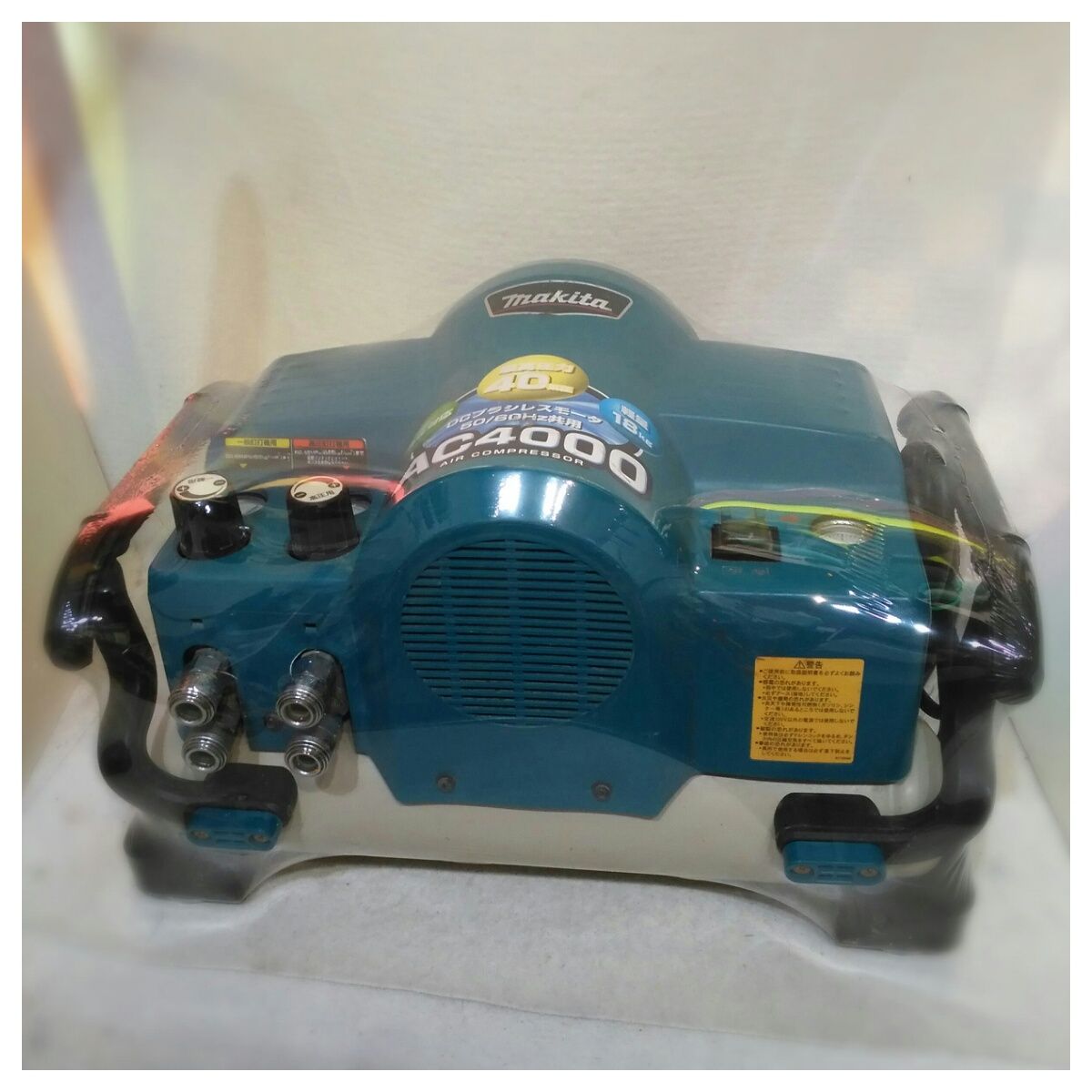 ☆Makita マキタ AC4000 高圧 エアーコンプレッサー 100V 50/60HZ マキタ makita 高圧エアーコンプレッサー AC4000 動作確認済み