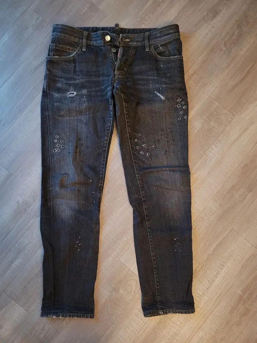 DSQUARED(ディースクエアード) 2 被害を受けた地震 32