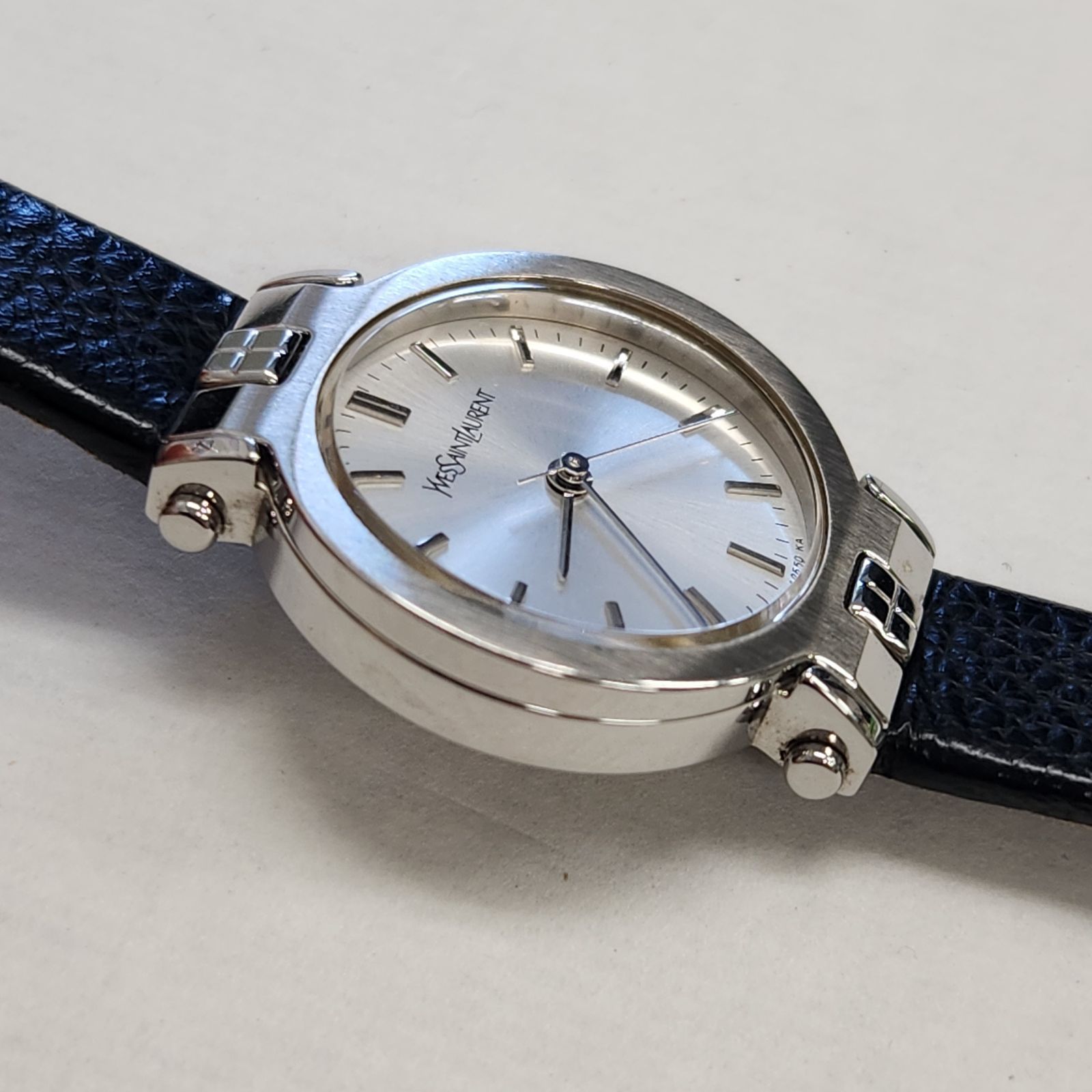 付属品付き【新品電池】YvessaintLaurent 4620/動作品 美品 Yves Saint Laurent - 付属品付き【新品電池】YvessaintLaurent