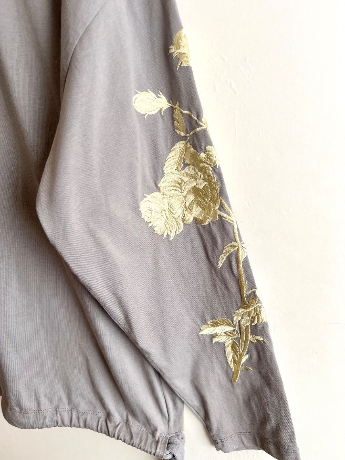 DRIES VAN NOTNEN ドリスヴァンノッテン 袖刺繍 絞りオーバー