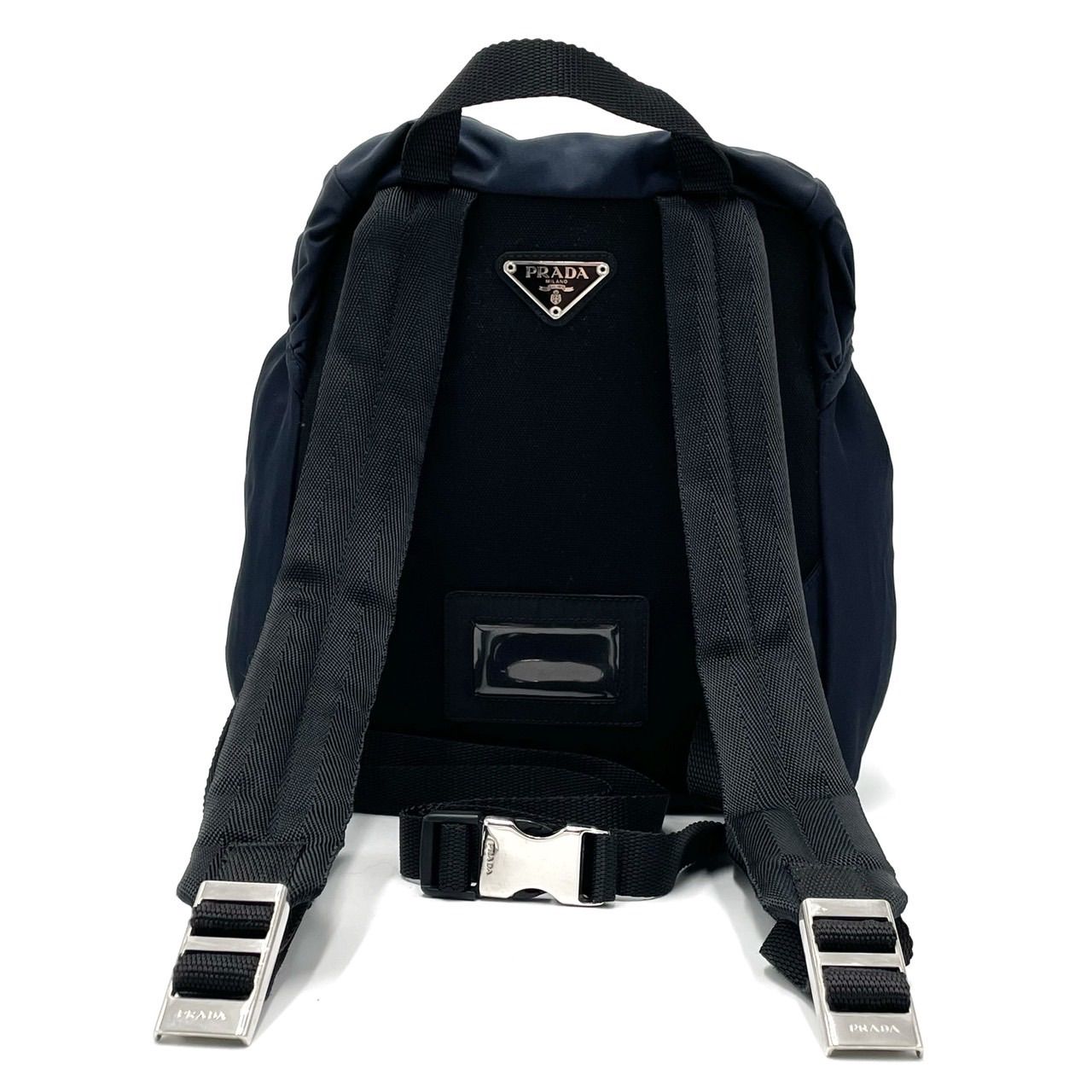 【美品✨】　プラダ　リュックサック　三角ロゴ　シルバー金具　巾着　ナイロン　黒 美品 プラダ ナイロン リュック 巾着 三角ロゴプレート ブラック