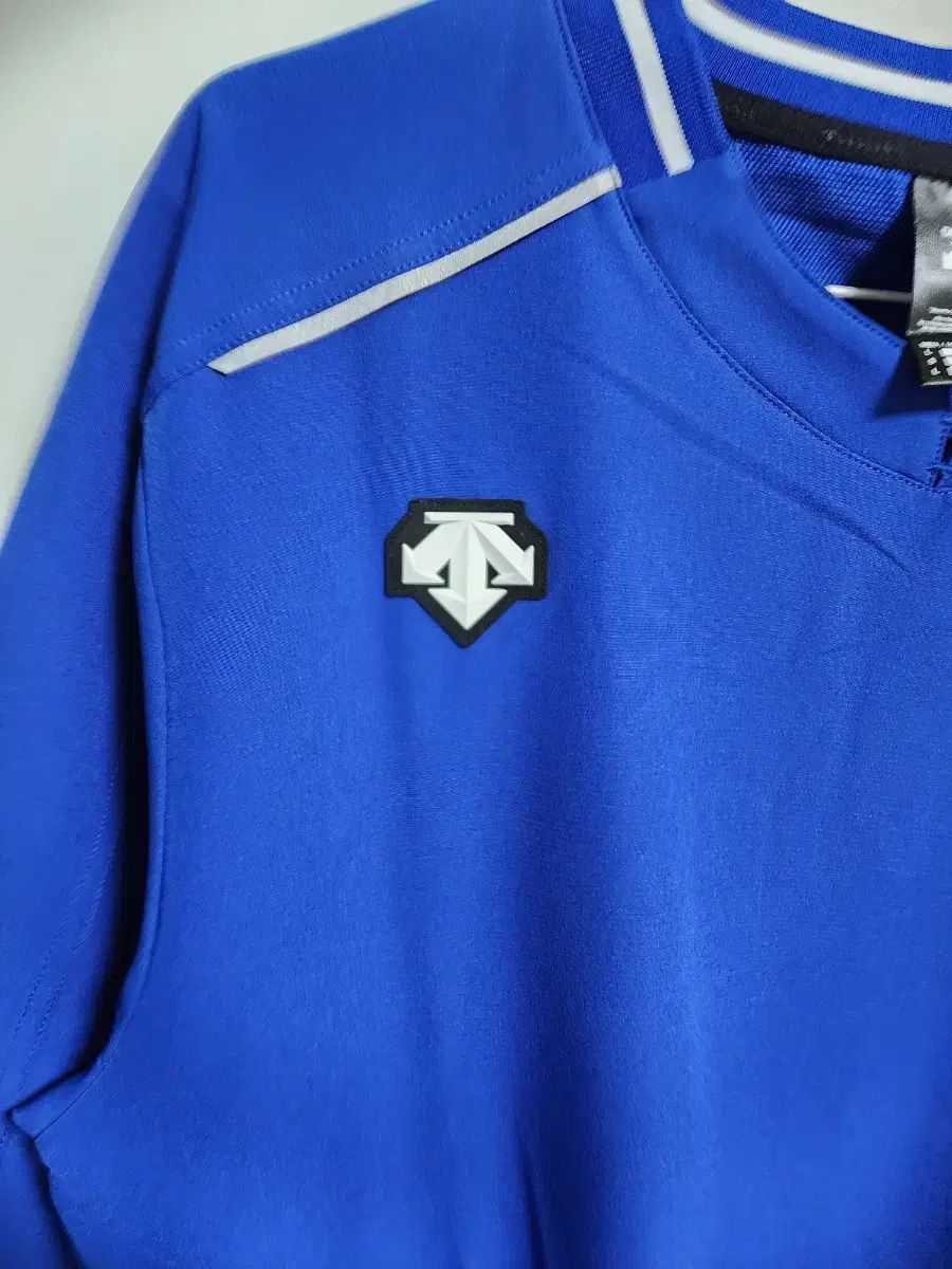 激レア 京都パープルサンガ 選手支給ピステ ウインドブレーカー 上下セット デサント₍DESCENTE) 野球 ウォームアップ ウィンドブレーカー L