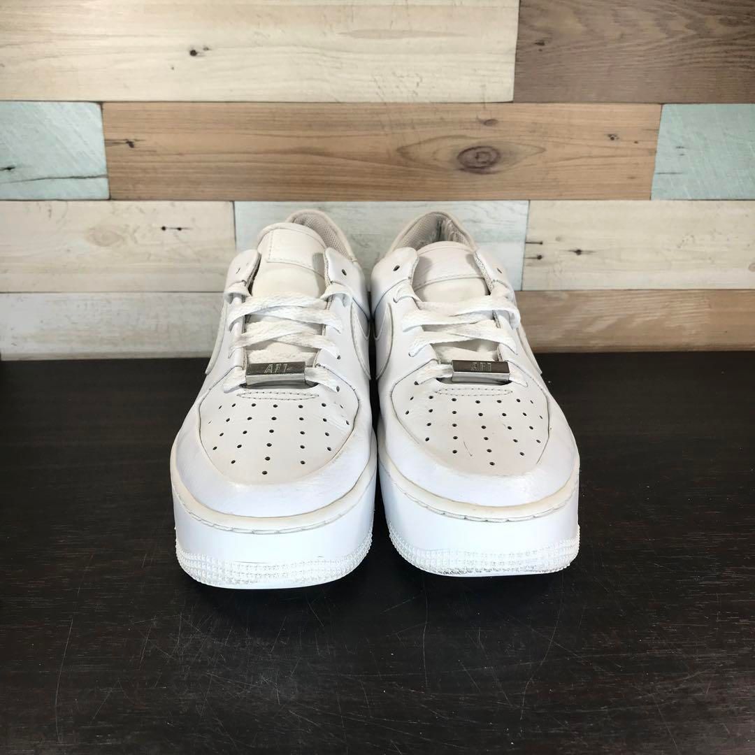 人気 NIKE AIR FORCE 1 SAGE LOW TRIPLE WHITE エア フォース 1 セージ