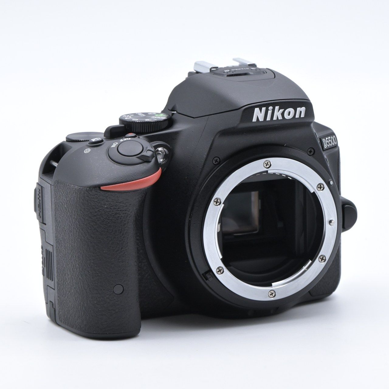 【中古】Nikon D5500 ダブルズームキット ブラック Nikon ニコン D5500 ダブルズームキット デジタル一眼レフカメラ【未