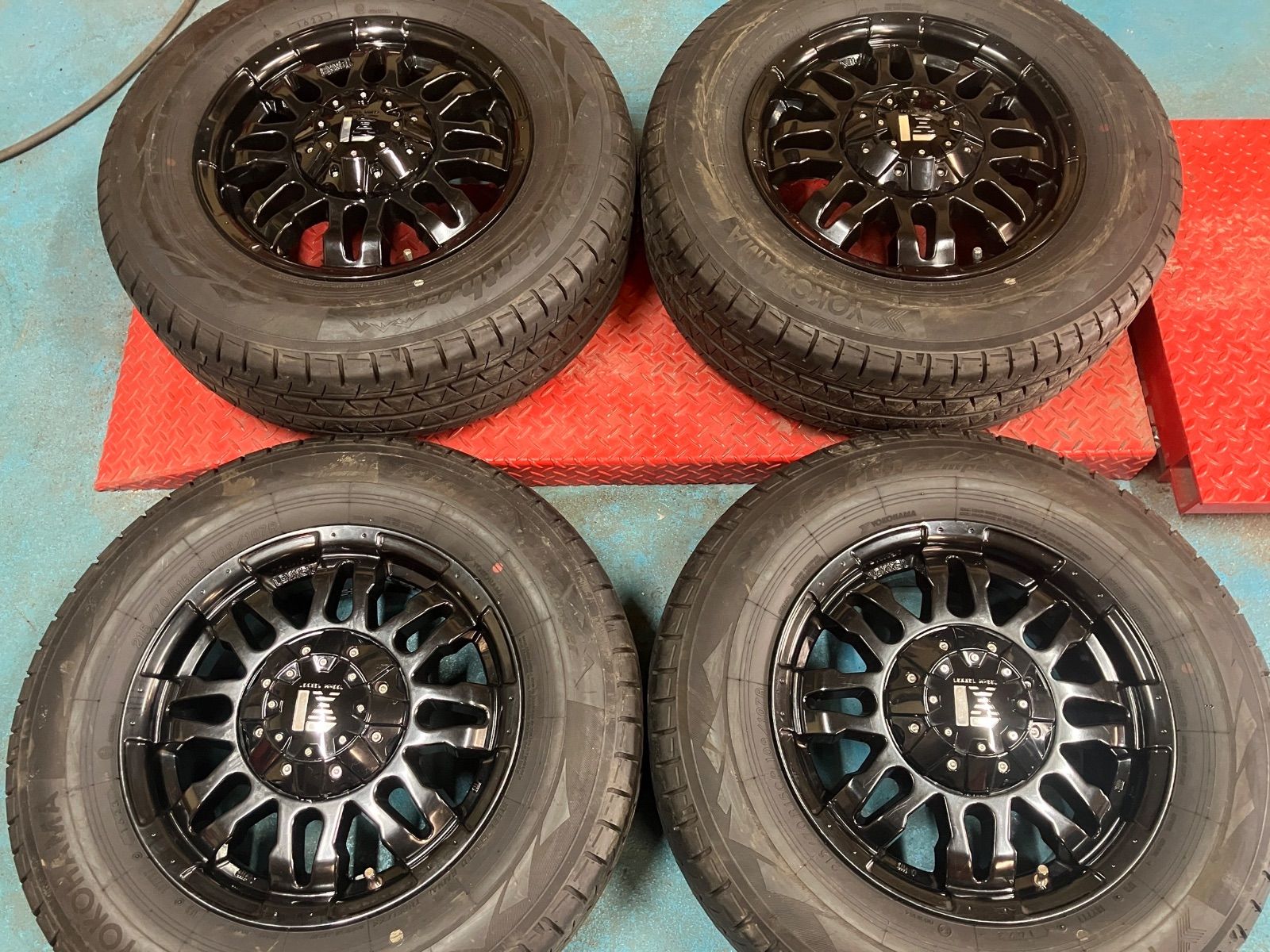 レクセル バレーノ 15インチ 6.5j +30 PCD139.7 ブルーアース 