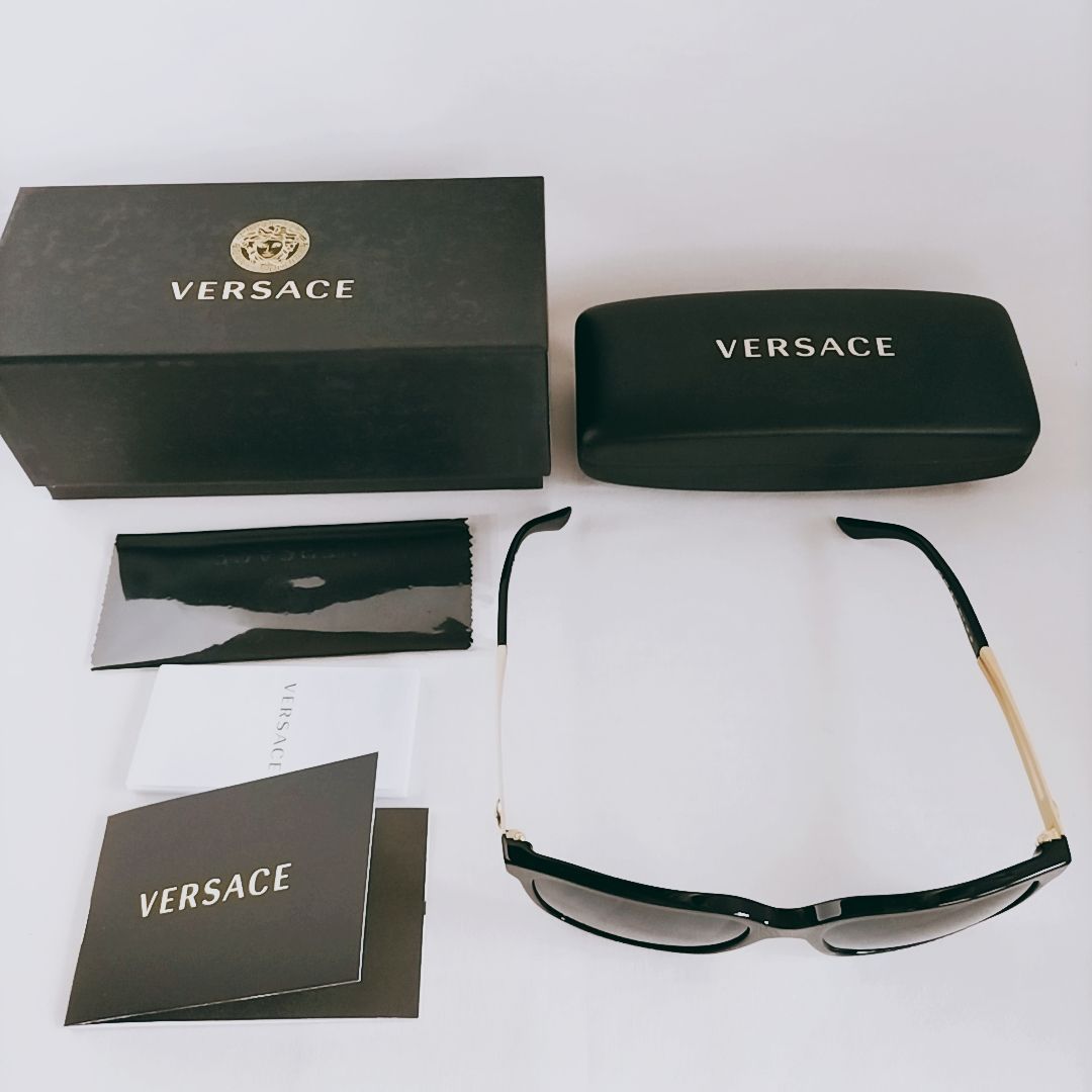 新品未使用】VERSACE ブラック Vヴァニタス スクエア サングラス ヴェルサーチェ ベルサーチ ユニセックス - メルカリ