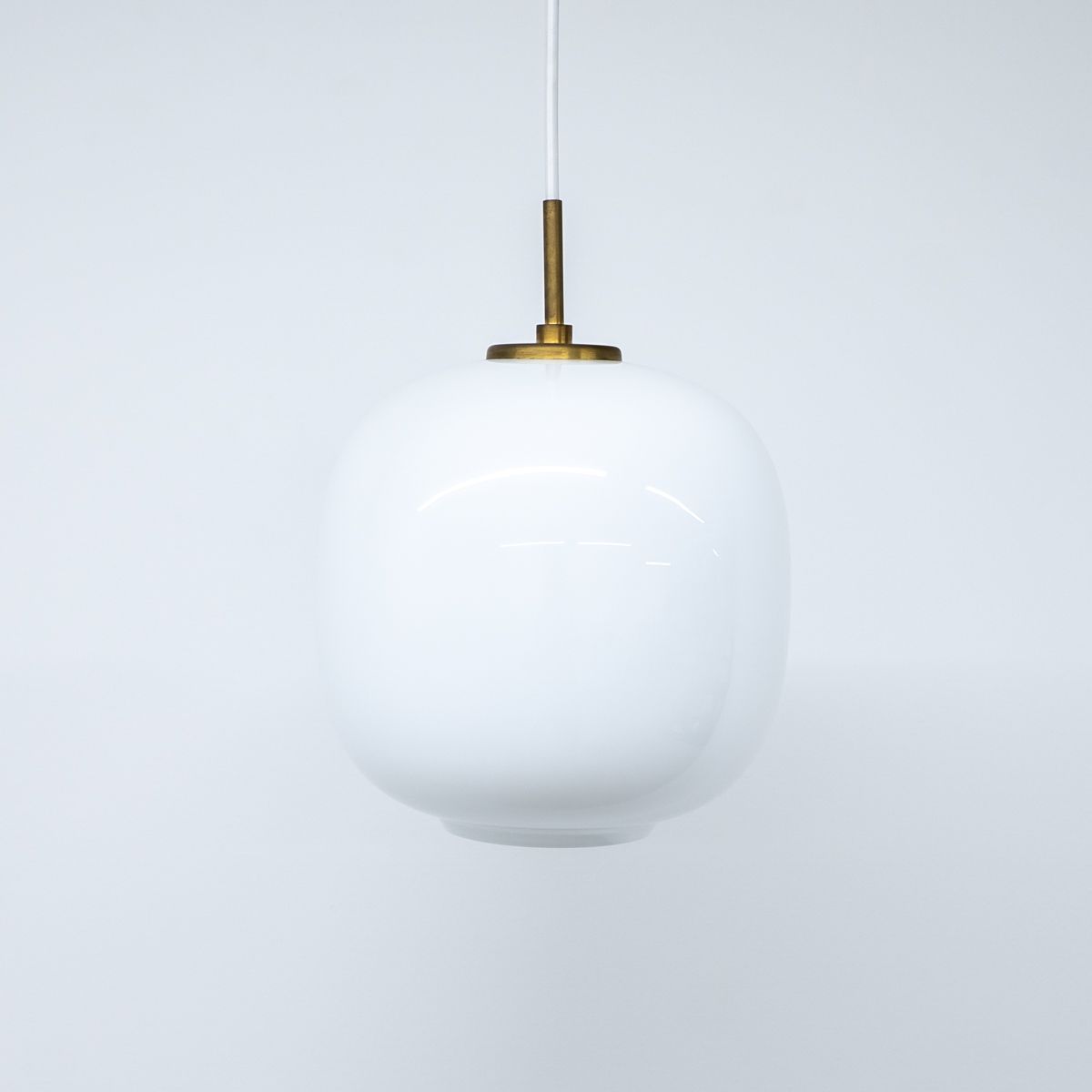 Louis Poulsen ルイスポールセン VL 45 ラジオハウス ペンダント ライト 照明 ガラス ホワイト ヴィルヘルム ラウリッツェン 定価7万