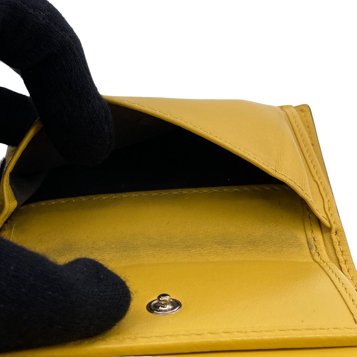 中古】 Fendi フェンディ 2つ折り財布 イエロー メンズ 8M0387 A18B 