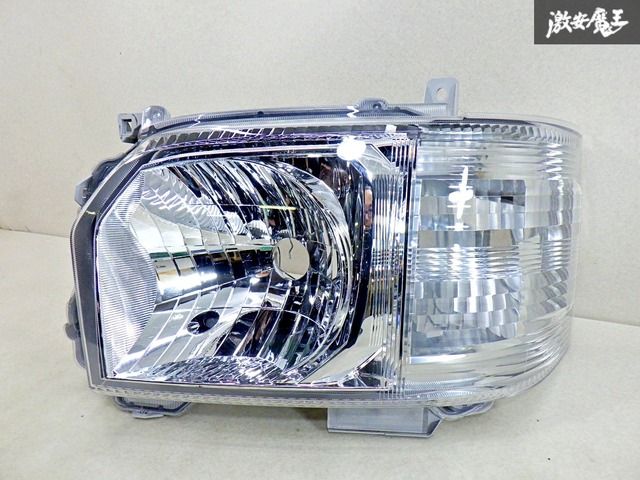 トヨタ純正 200系 ハイエース ハロゲン ヘッドライト ヘッドランプ