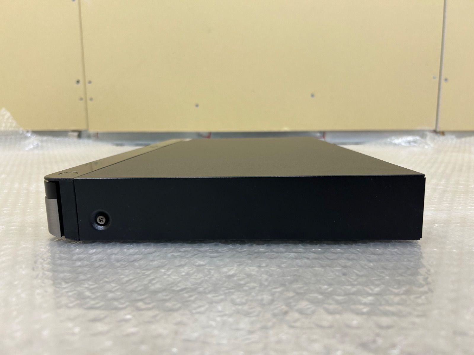 TOSHIBA