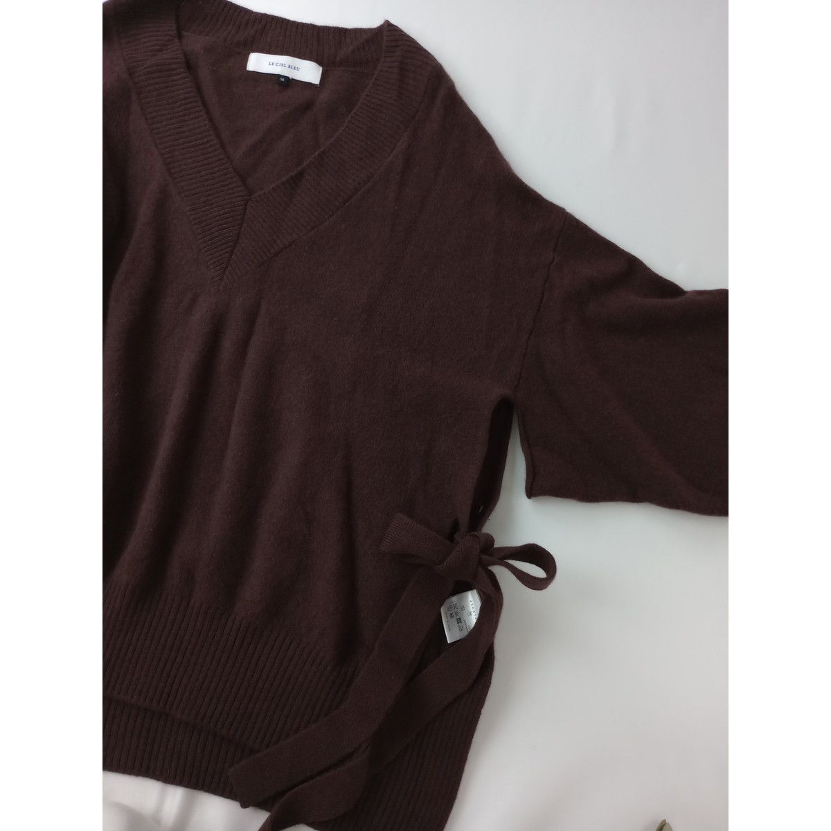 LE CIEL BLEU - ルシェルブルー Roop yarn Vneck Knit 送込み 美品 今季完売☆ルシェルブルー☆Roop Yarn V neck Knit
