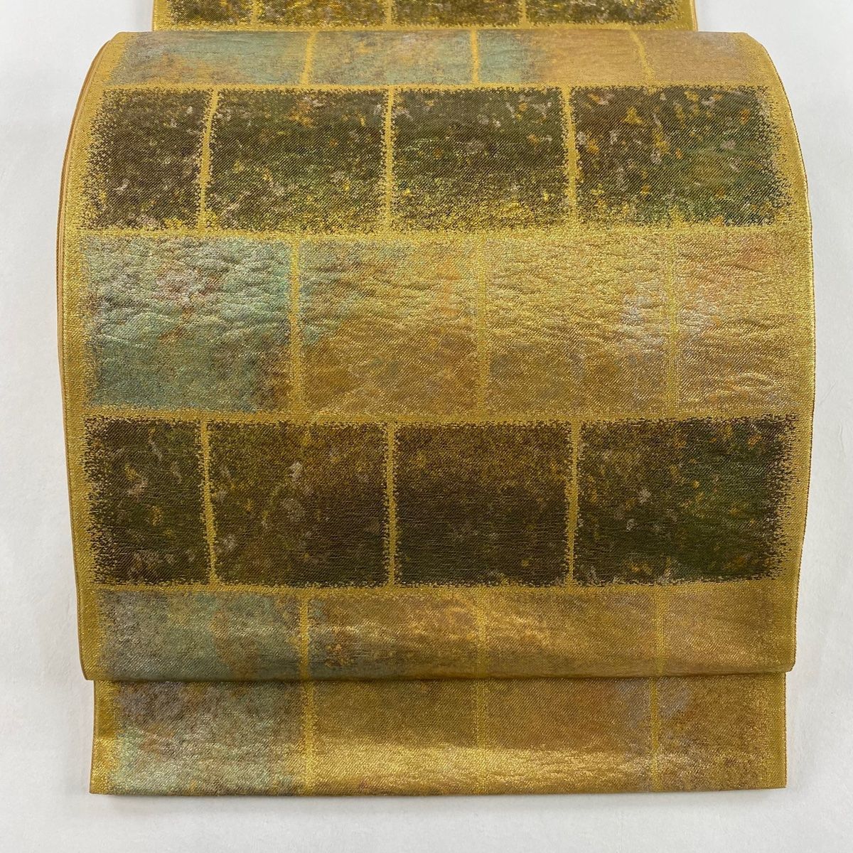 袋帯 秀品 落款 幾何学 箔 金色 六通 正絹