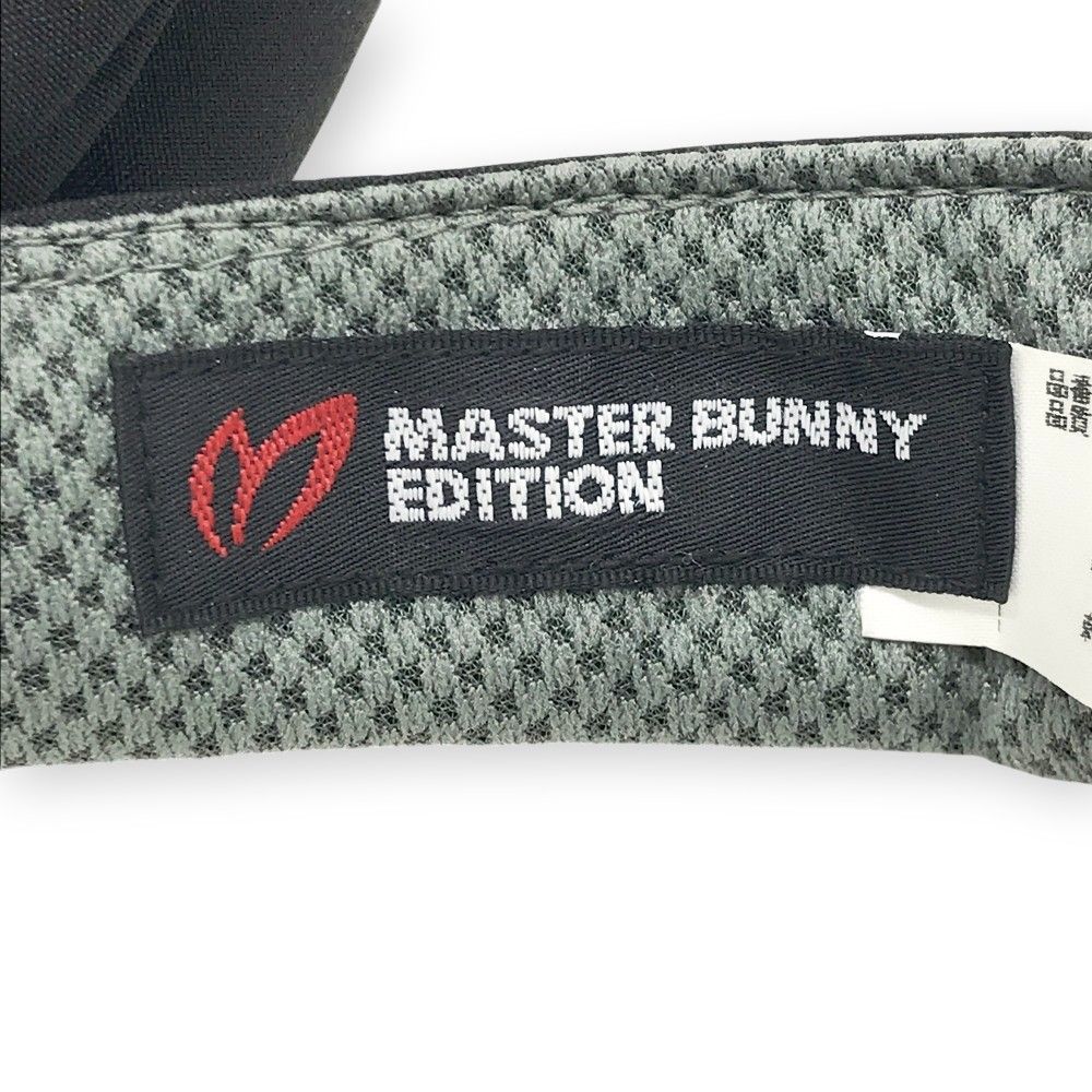 MASTER BUNNY EDITION バックスバニーコラボ ニット セーター