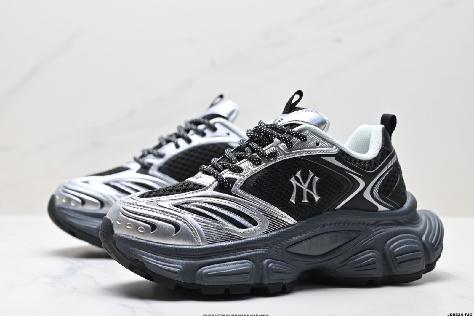 [MLB] Winner Chunky ★すぐ品切れ★ 今日特価】MLB Winner Chunky ユニバーサルで快適なレジャー