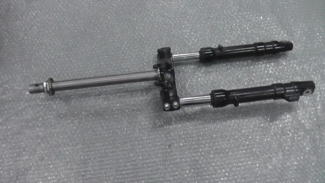 の フロントフォークセット