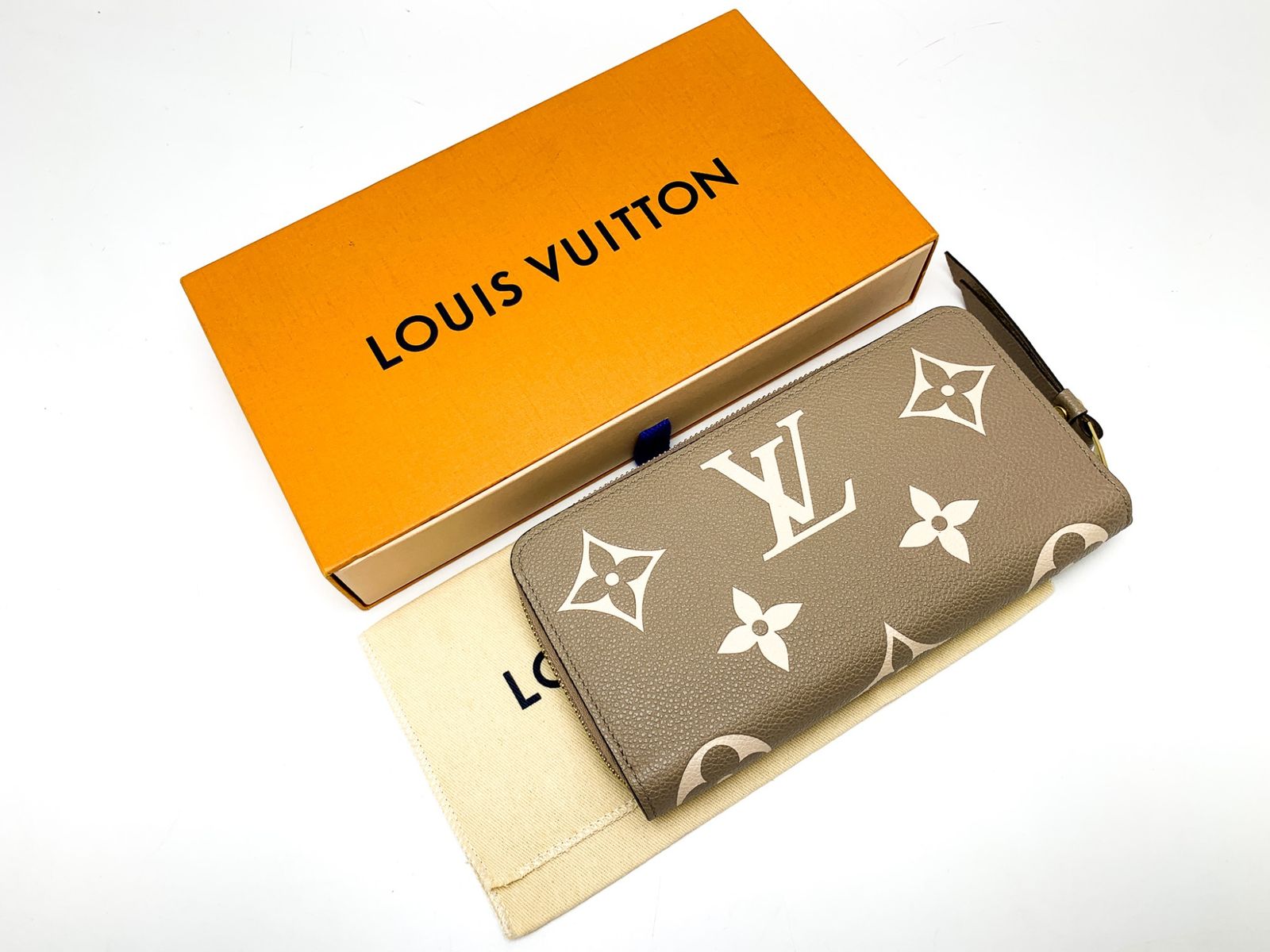 LOUIS VUITTON ルイヴィトン モノグラムアンプラント ジッピー