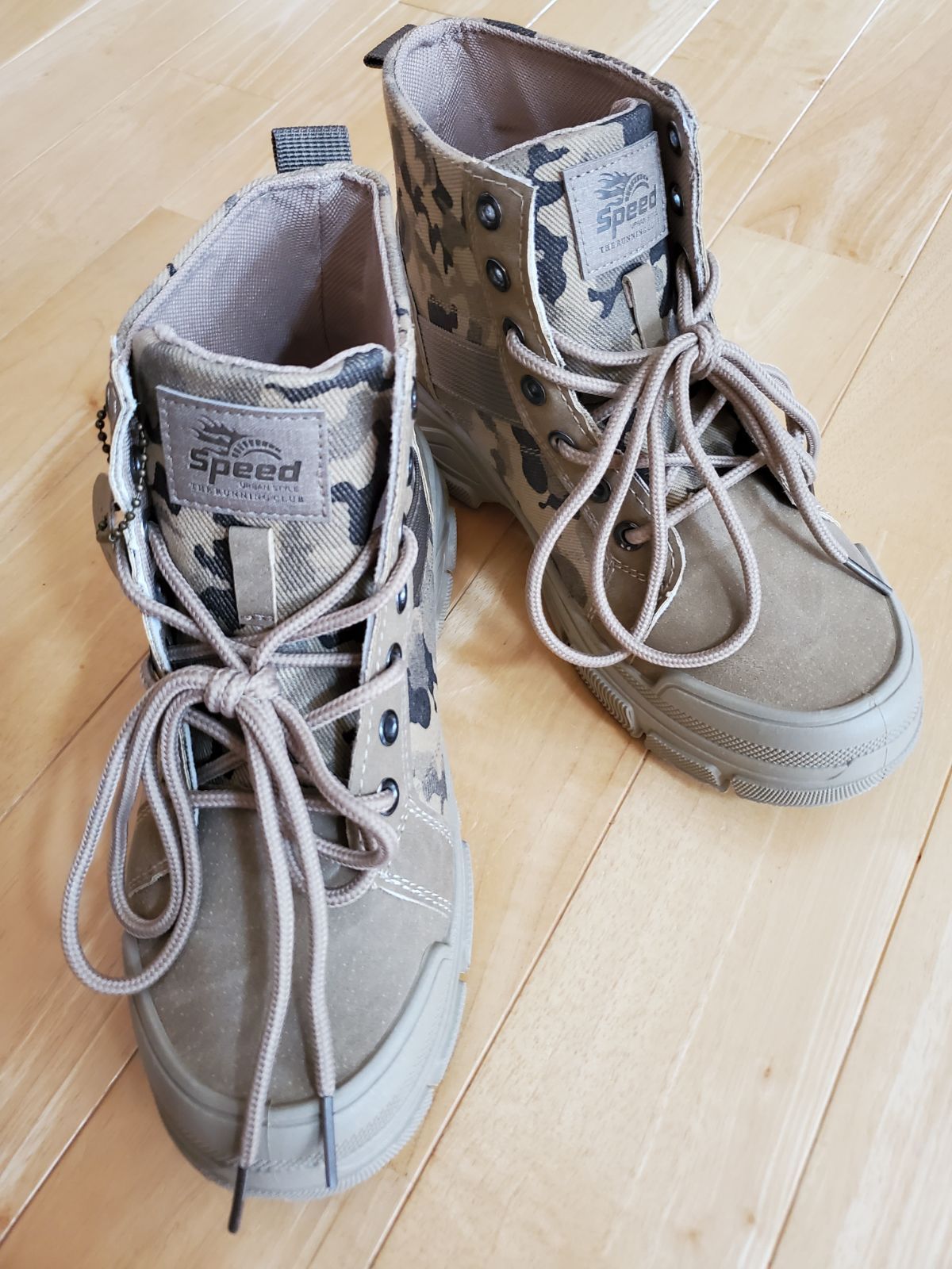 ミリタリーブーツ(迷彩レトロ砂漠軍用靴) - メルカリ